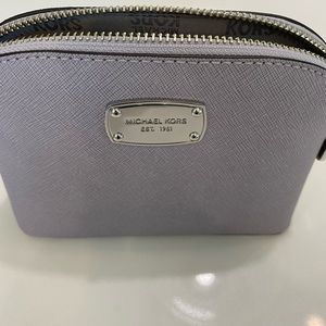 Michael Kors jet set clutch